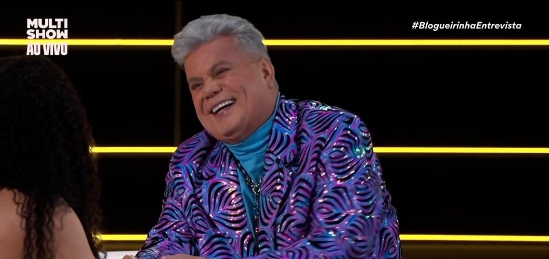 Milton Cunha avalia rainhas de bateria e comenta sucessão de Virginia por Anitta na Grande Rio