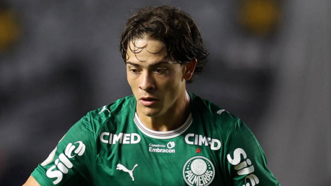 Giay encerra jejum de quase 100 jogos e marca gol pelo Palmeiras nas quartas da Libertadores
