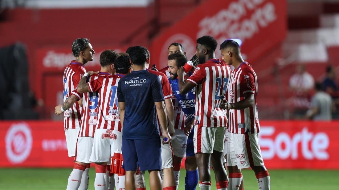Náutico regulariza parte dos salários atrasados antes de enfrentar o Athletic-MG