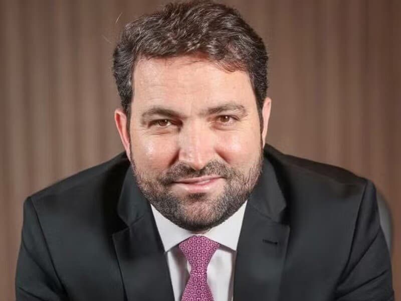 PF cumpre busca contra ex-servidor do STJ suspeito de vazar decisões a advogado ligado a Flávio Bolsonaro