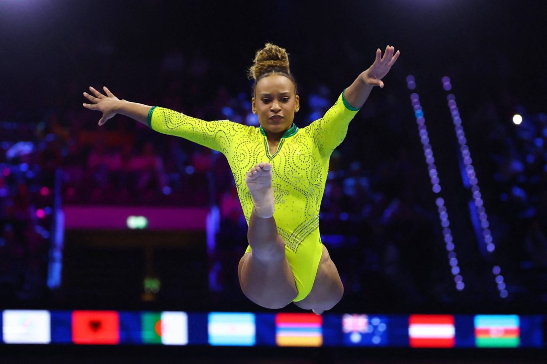 Rebeca Andrade retorna ao Mundial após três anos e Brasil avança a cinco finais