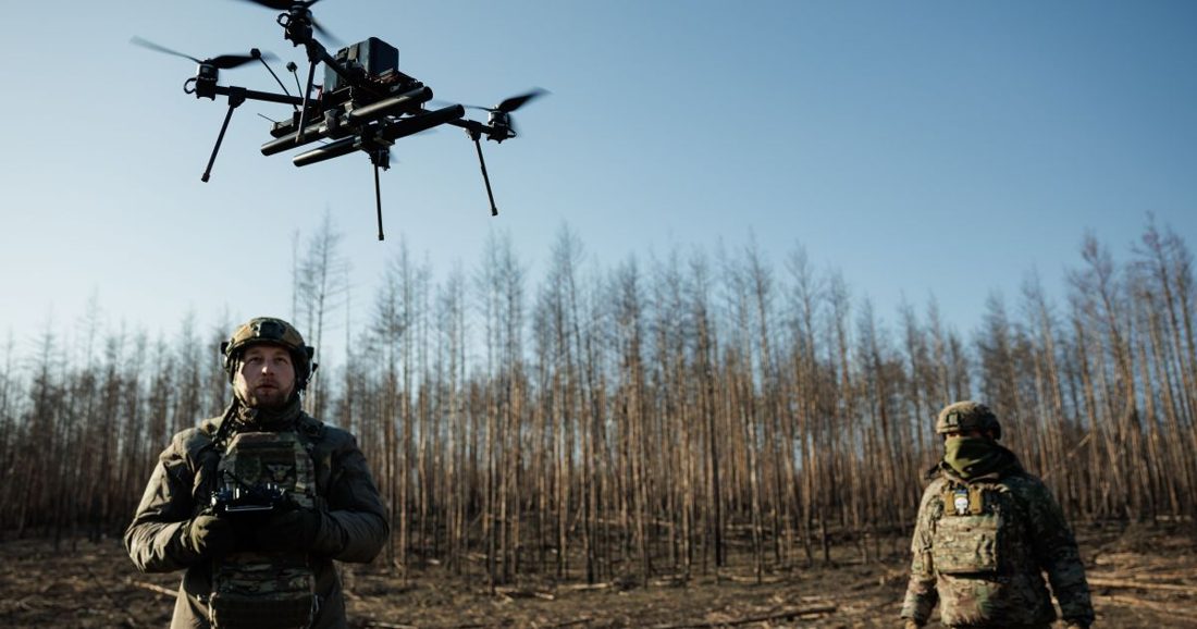 Soldada de 21 anos relata uso de drones para eliminar dezenas de soldados russos