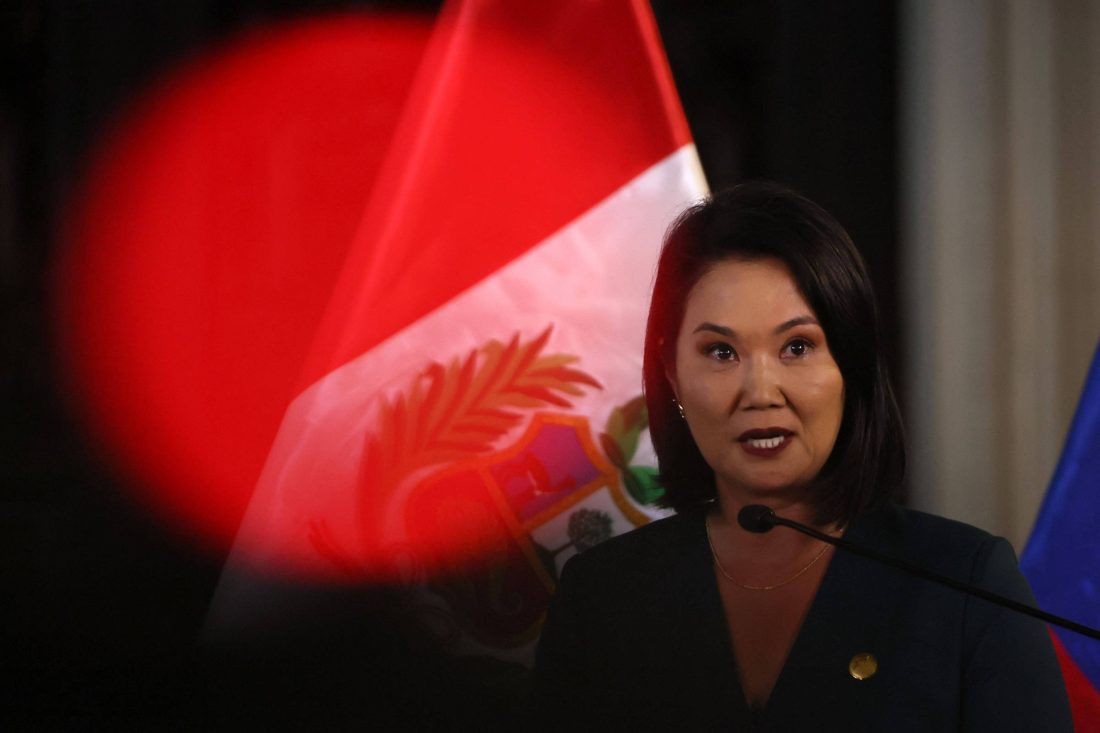 Senado do Peru concede a Keiko poderes para legislar contra crime organizado sem aprovação do Congresso