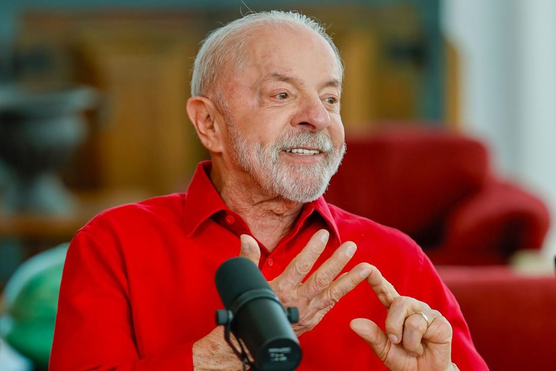Lula afirma que ministro André Mendonça usou cargo para fazer política e defende divulgação de dados de celular de Daniel Vorcaro