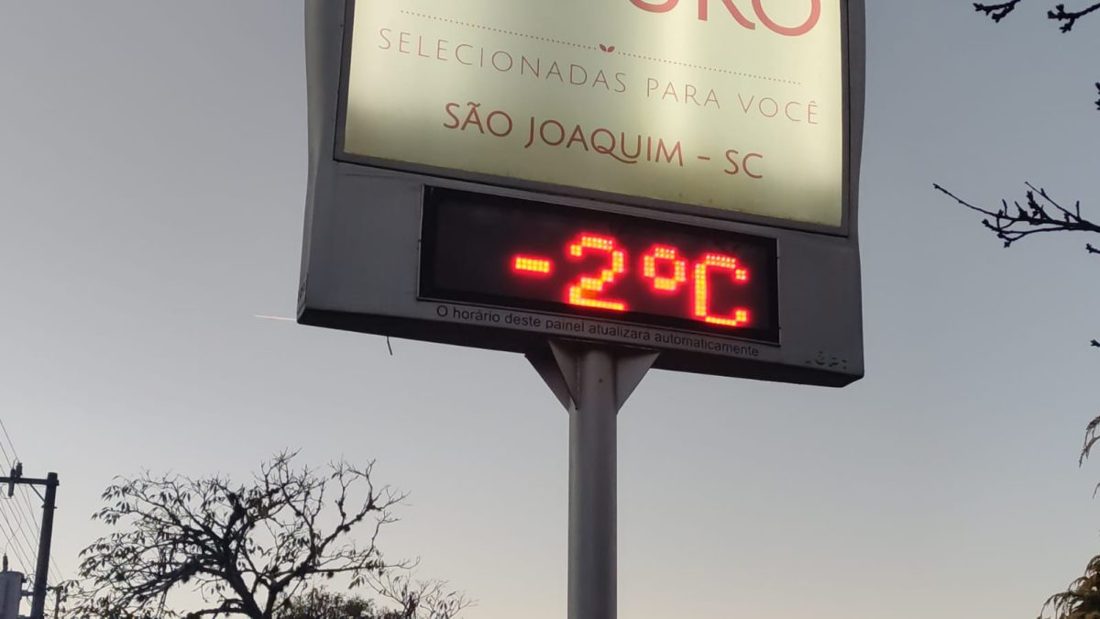 Nova onda de frio tem data prevista após ciclone extratropical e pode causar geadas de até -2°C na primavera