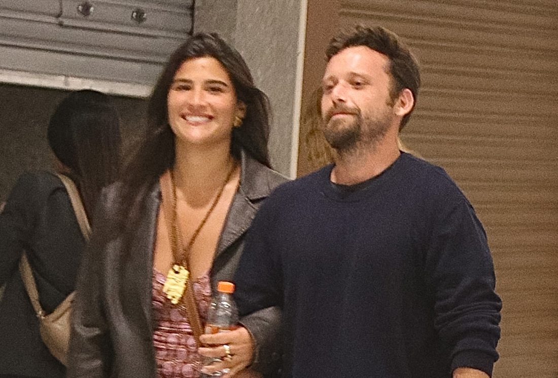 Giulia Costa aparece em público com novo namorado em rara ocasião