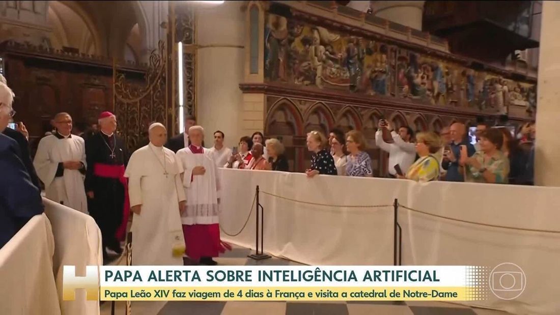 Papa Leão XIV alerta na França que Inteligência Artificial não pode determinar a vida humana