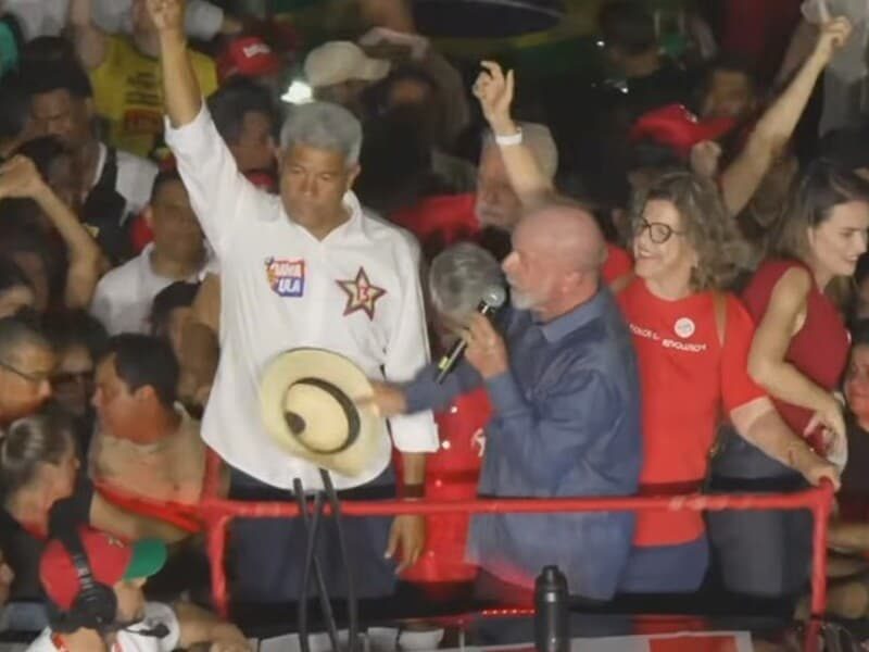 Lula condiciona participação em debate da Globo à abertura de sigilos de Flávio Bolsonaro