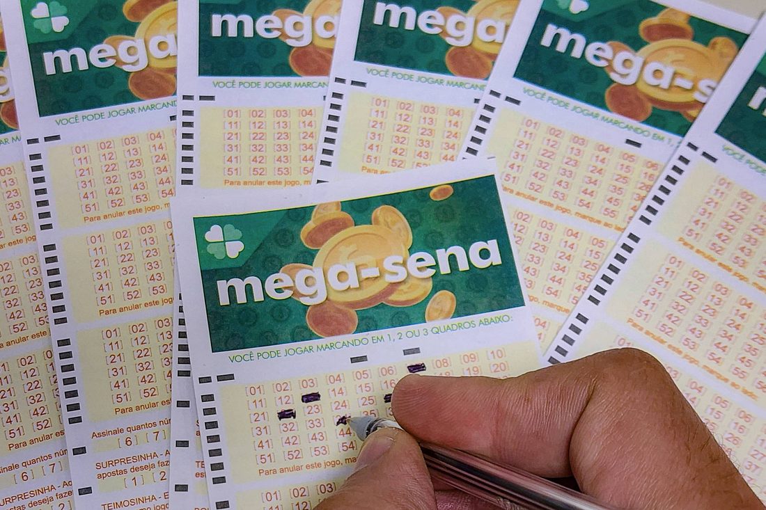 Resultado da Mega-Sena concurso 3074 será divulgado às 21h deste sábado (24)