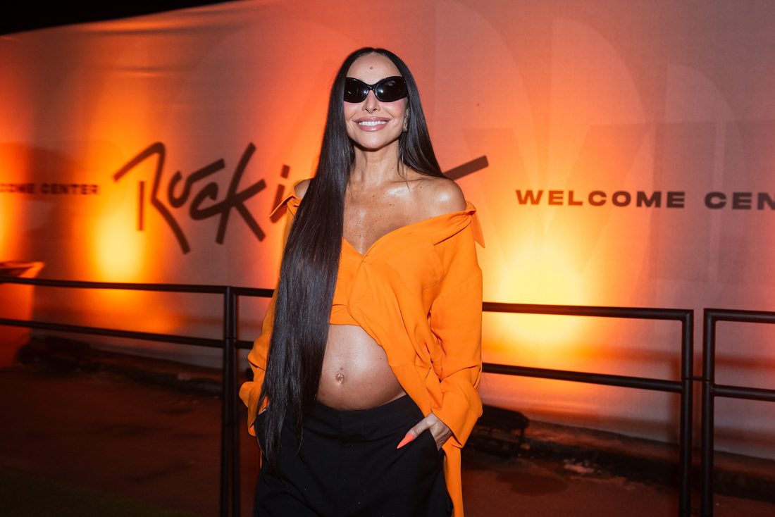 Sabrina Sato exibe barrigão no Rock in Rio e revela detalhes da escolha do nome do filho