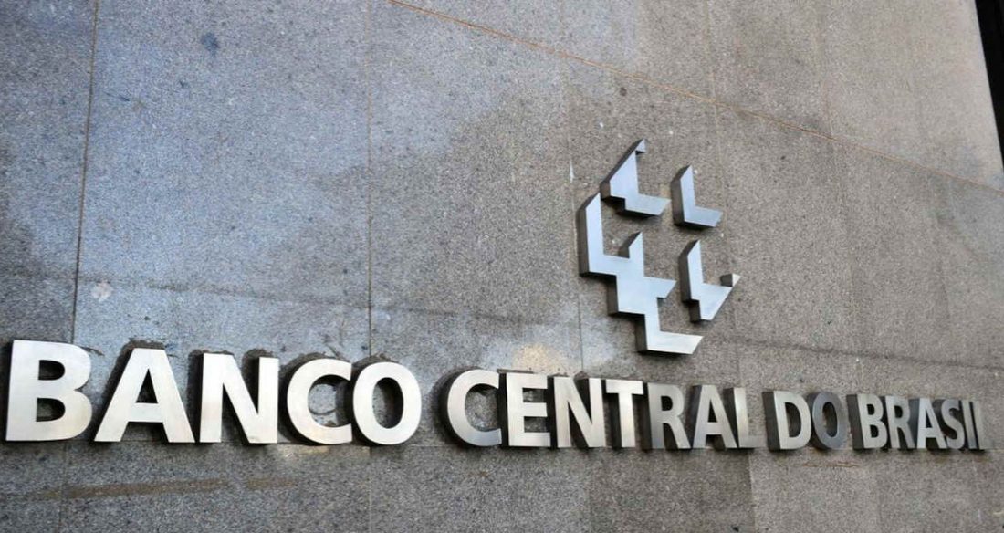 Focus indica inflação mais alta e crescimento econômico mais fraco para 2027