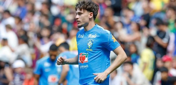 Fernando Diniz destaca força mental de Breno Bidon ao compará‑lo a Bruno Guimarães