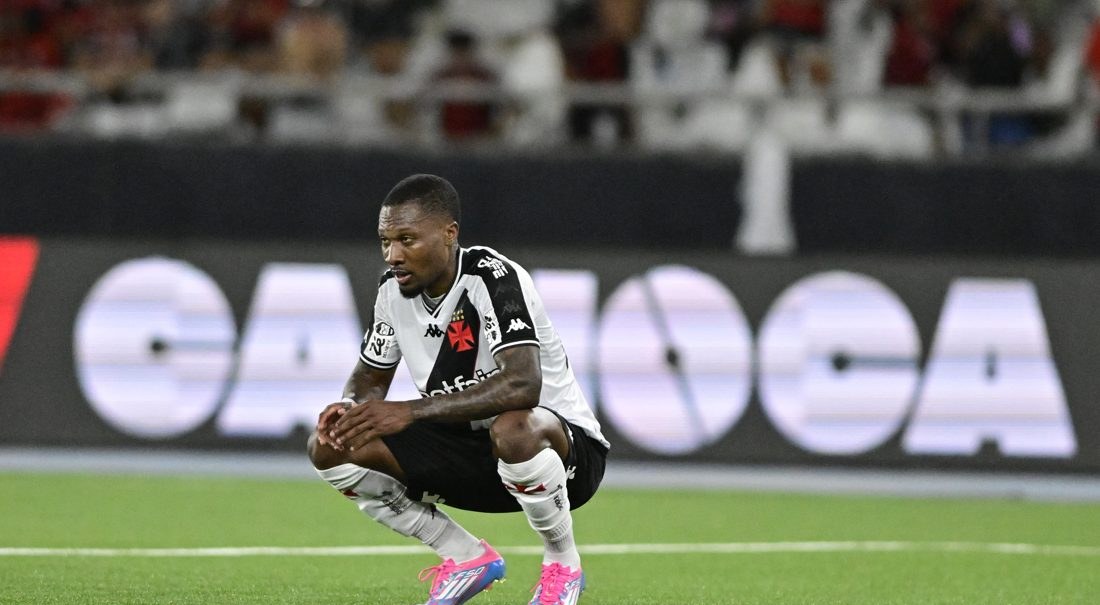 Loide Augusto volta a ser relacionado pelo Vasco para enfrentar o São Paulo após 14 meses