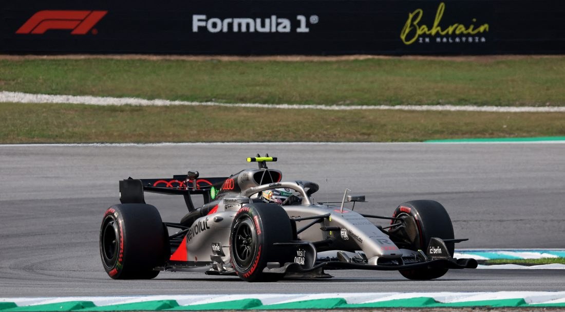 Bortoleto garante vaga no Q3 e quinta fila no GP da Malásia, elevando moral da Audi