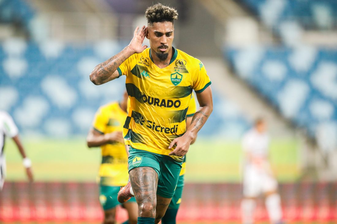 Cuiabá domina Athletic e se aproxima do G6 da Série B