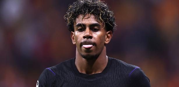 Lamine Yamal provoca Mario Lemina após ser eleito craque na vitória do Barcelona sobre o Galatasaray