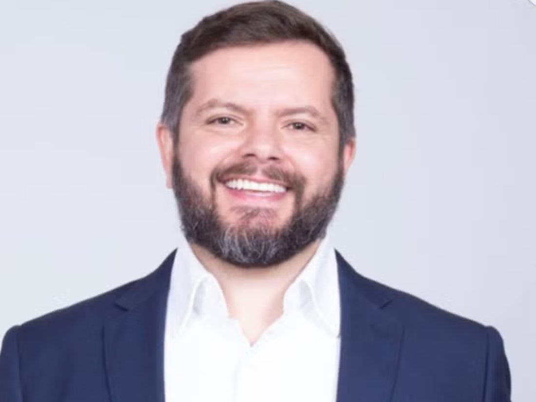 Vice-prefeito de Itaúna continua recebendo salário de R$ 11,258.21 mesmo sem exercer funções desde setembro de 2025