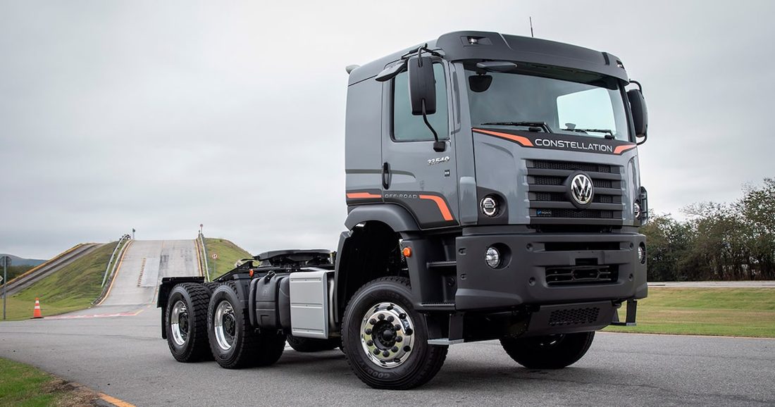 Volkswagen Constellation 33.540 consegue tracionar 91 toneladas, peso máximo de decolagem de um Boeing 737 MAX 10
