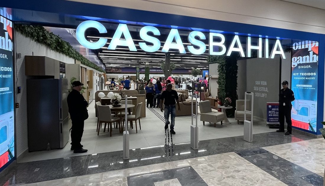 Análise: Juros altos afetam empresas, mas crise de empresas como a Casas Bahia não se deve apenas à Selic