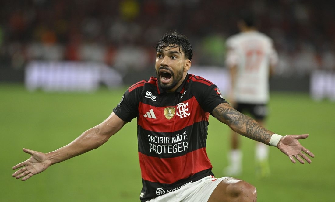 Paquetá sofre lesão leve no joelho, mas vira desfalque do Flamengo contra o Grêmio