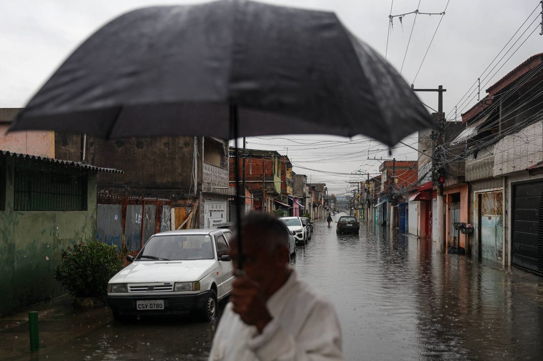 São Paulo continuará com chuvas; prefeitura emite alerta de risco de alagamento