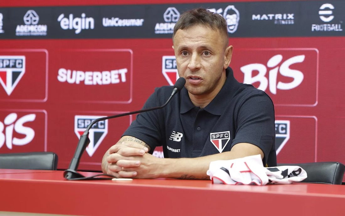 Rafinha Escapa de Suspensão e é Advertido pelo STJD