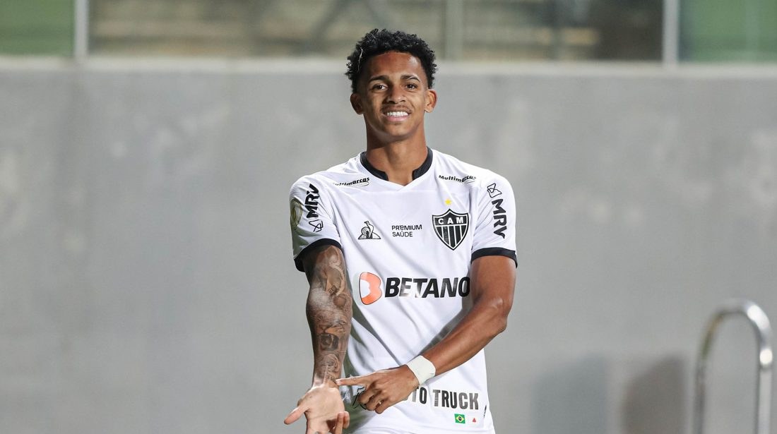Chapecoense oficializa contratação de atacante colombiano Dylan Borrero até dezembro de 2027