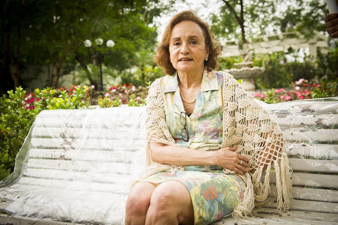 Longe da TV desde 2019, Joana Fomm, aos 87 anos, surpreende ao reaparecer nas redes sociais
