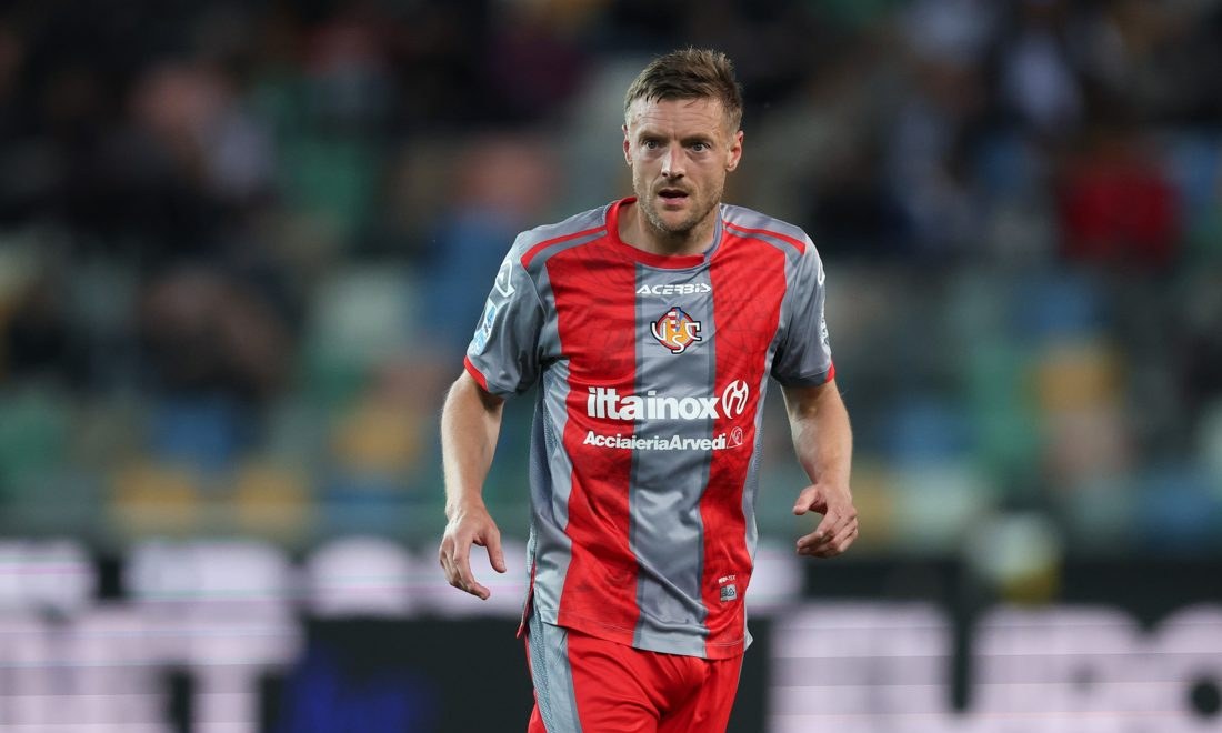 Jamie Vardy assina com Burnley até o fim da temporada após passagem pela Cremonese