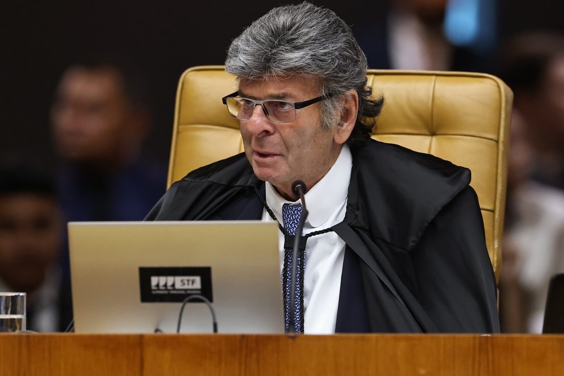 Fux suspende decisão de Dino e retoma determinação de Mendonça sobre posts de Nossa Senhora Aparecida