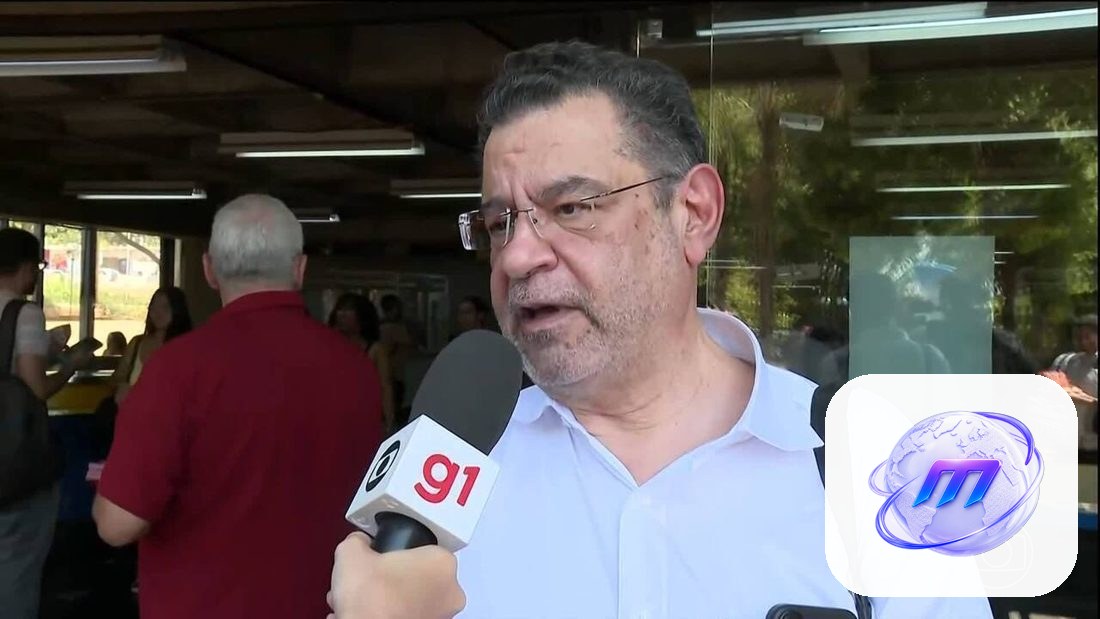 Rui Costa Pimenta, do PCO, cumpre agenda em Brasília com panfletagem na UnB
