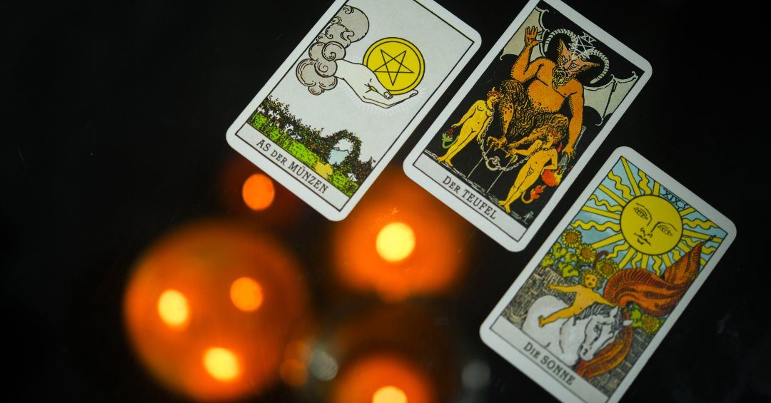 Tarot de setembro 2026: conselhos de Leo Chioda para cada signo solar e ascendente