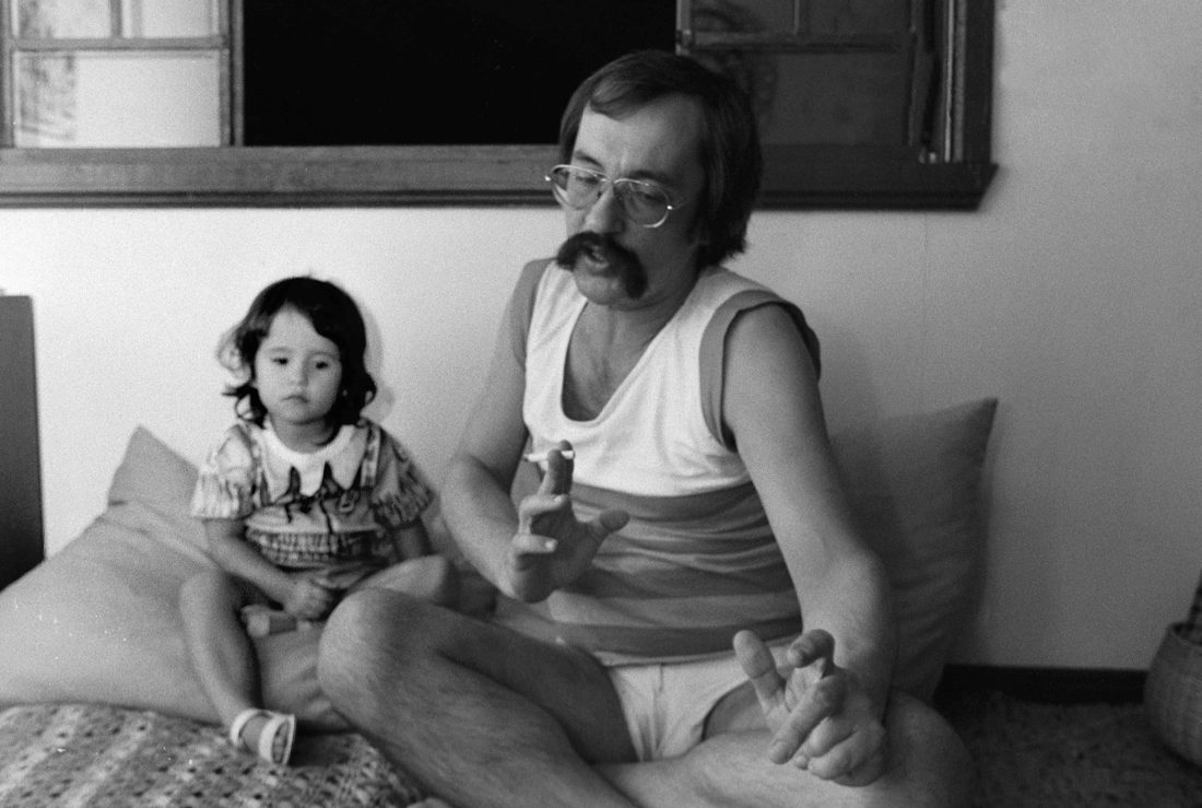 Estrela Leminski homenageia pai em 'Completamente Poeta'