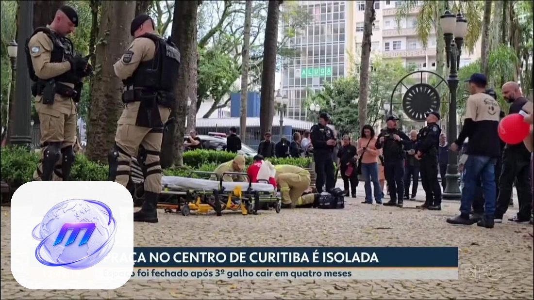 Praça Osório é fechada após nova queda de galho em Curitiba