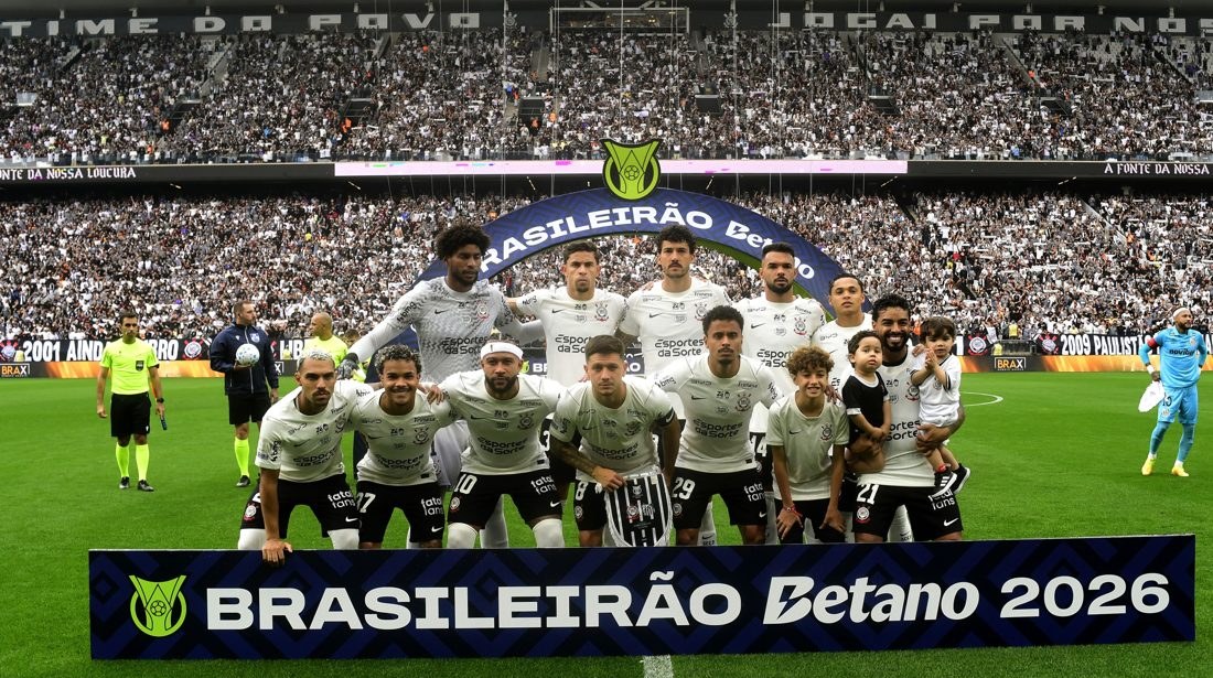 Corinthians tem atuação irregular contra o Santos e recebe notas detalhadas de cada jogador