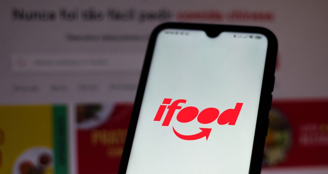 iFood anuncia investimento de R$ 24 bilhões no Brasil com foco em IA, restaurantes e novas categorias