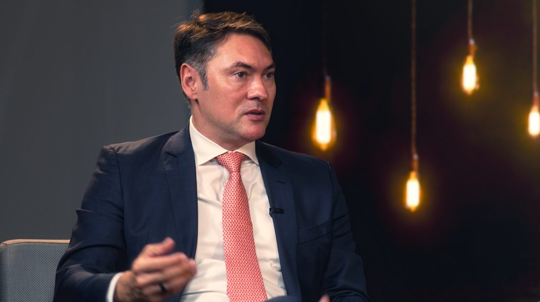 Revolut mira dobrar valor de mercado do Nubank e reforça estratégia única no Brasil