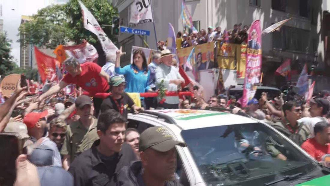 Ato de campanha de Lula e Haddad em São Paulo inicia com disputa entre organização e Polícia Militar sobre percurso