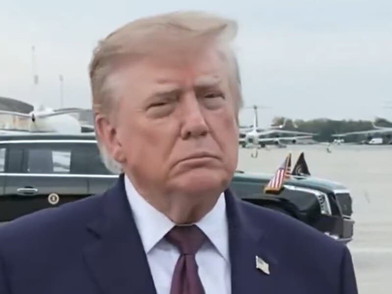 Trump evita reconhecer Flávio Bolsonaro como vencedor, mas confirma autorização para sua entrada nos EUA