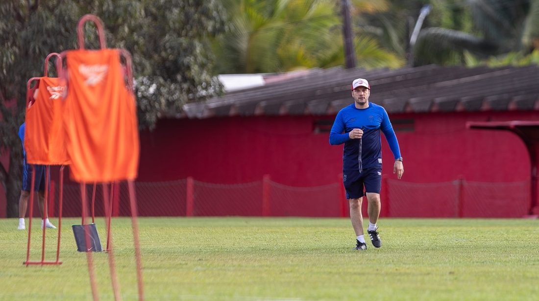 Pivetti não teme sequência final do Náutico na Série B antes de duelo com Fortaleza