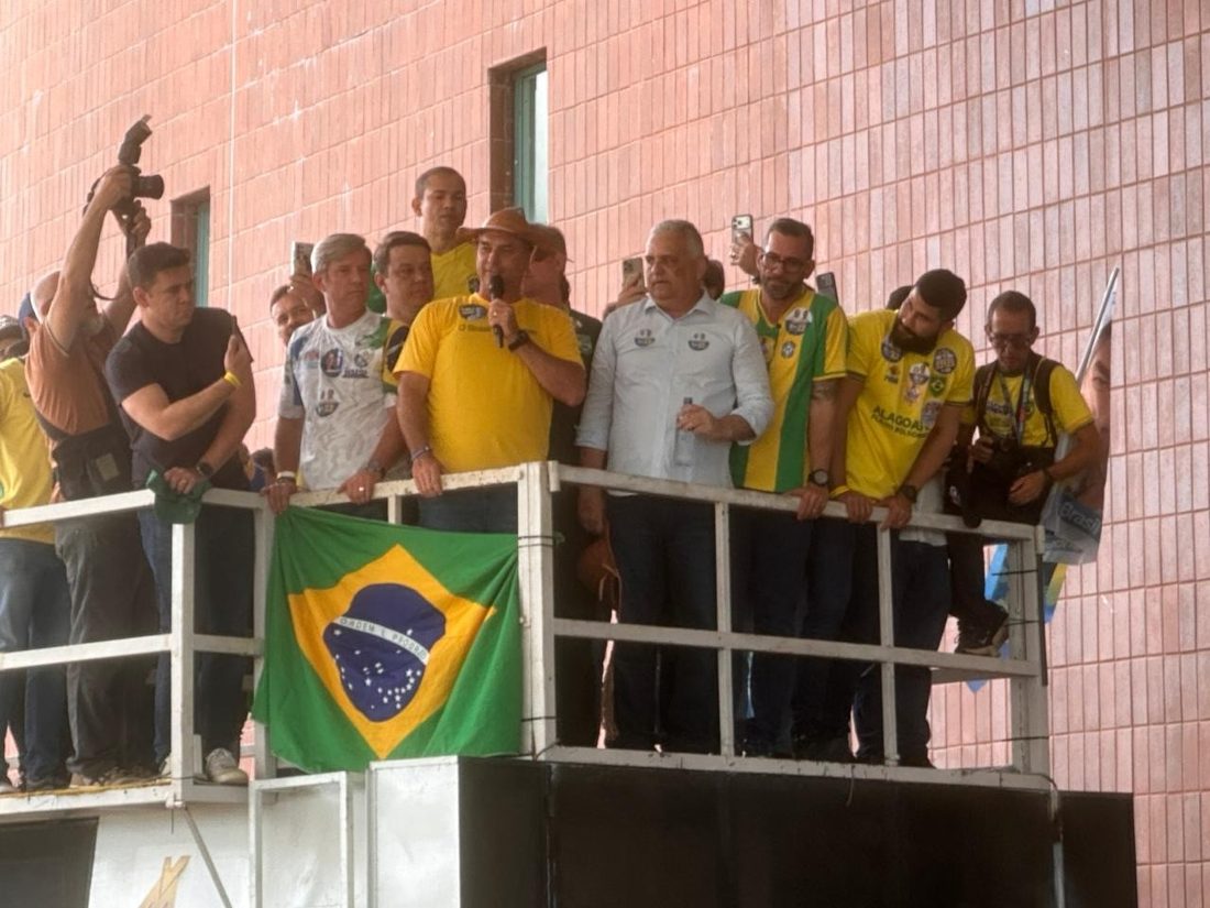 Flávor Bolsonaro inicia campanha em Alagoas ao lado de Alfredo Gaspar; Arthur Lira e JHC ausentes
