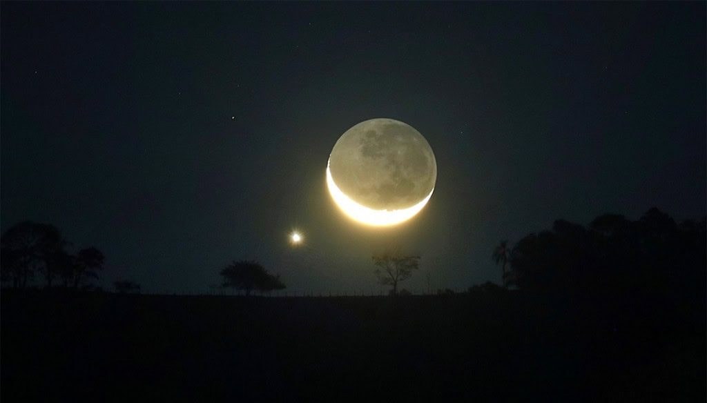 Lua oculta Vênus em raro evento de ocultação lunar visível em partes da Europa e Ásia