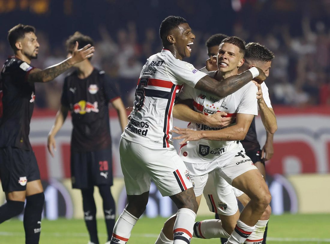 Dorival Júnior aposta em Gustavo Santana e garante vitória sobre o RB Bragantino