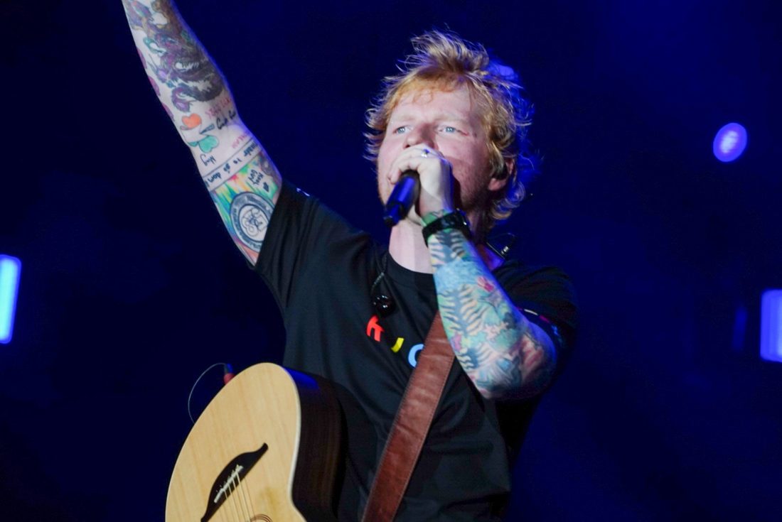 Ed Sheeran perde todos os artistas de abertura após expulsão de Macklemore por discurso pró-Palestina