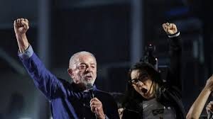 Lula terá de iniciar quarto mandato antes da posse, avalia Josias de Souza