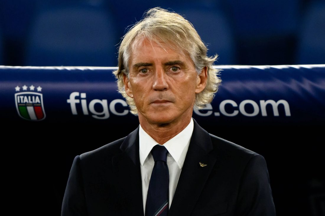 Mancini nega culpa e afasta responsabilidade em contrato duplo do Manchester City