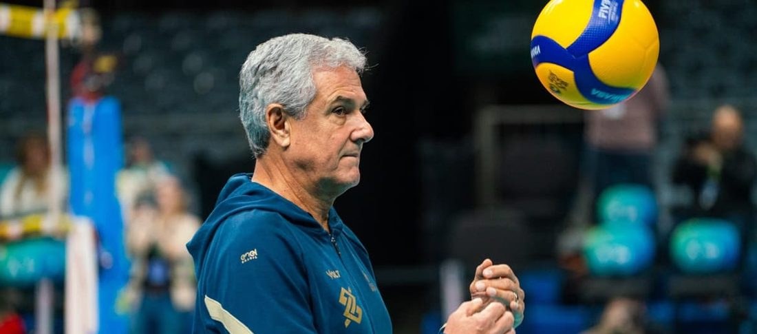 Zé Roberto indica Paulo Coco como sucessor na Seleção de Vôlei para 2028