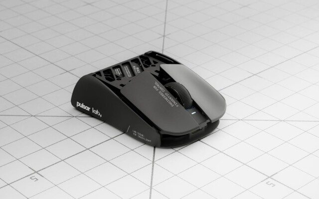 Pulsar lança mouse gamer X2F CrazyLight ultra leve com 29 g e 42 k DPI