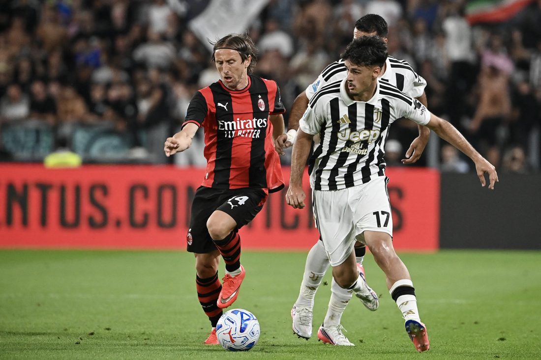 Juventus e Milan protagonizam duelo no Campeonato Italiano: veja a galeria de 8 fotos