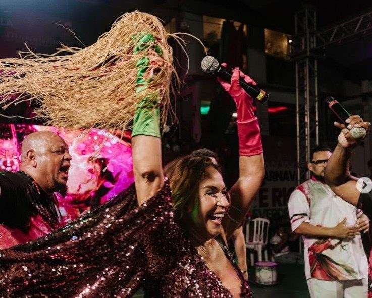 Carnaval 2027: Daniela Mercury interpreta o samba‑enredo “Oyá Por Nós” da Mangueira